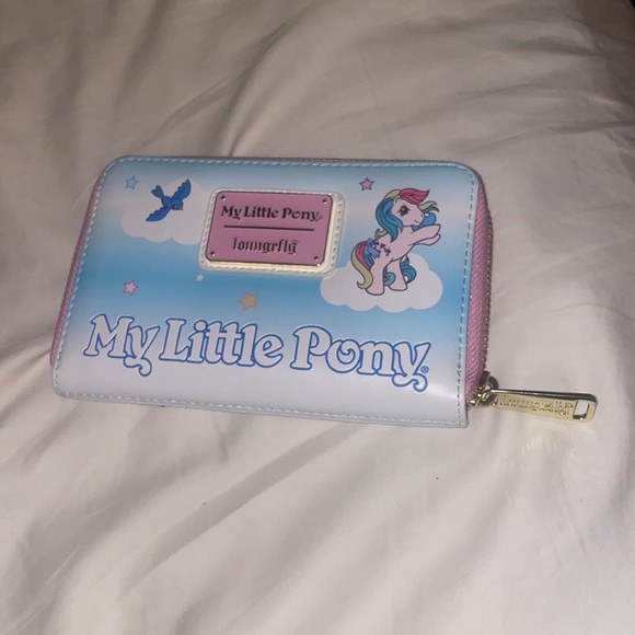 My little pony loungefly wallet - Picture 3 of 4